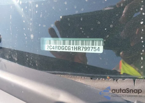 2017 Dodge Grand Caravan Sxt from USA, damaged, VIN 2C4RDGCG1HR799754